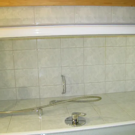 多福普拉茨公寓 *