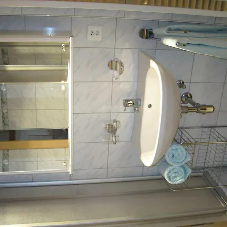 多福普拉茨公寓 * 萨姆瑙恩